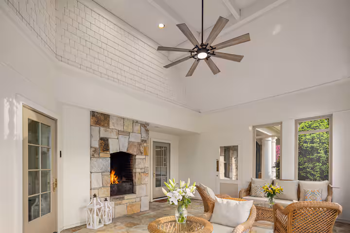 Sun Room at Eden Estate