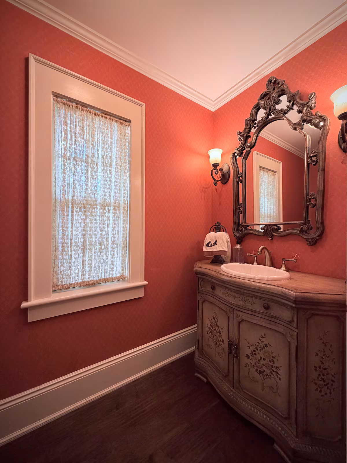 Half Bathroom 1 at Eden Estate